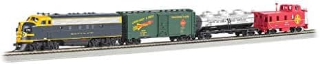 Bachmann Trains - Thunder Chief DCC Sound Value Ready To Run Electric Train Set - HO Scale Black 0.5 Liters