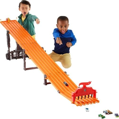 Hot Wheels Toy Car Playset with Lights, Sounds & 6 1:64 Scale Vehicles, Super 6-Lane Raceway, 8-foot Track…