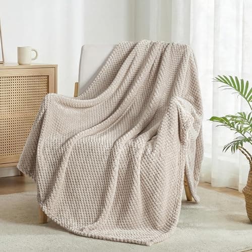Exclusivo Mezcla Fleece Throw Blanket Extra Large, Super Soft and Warm Blankets for Couch, Sofa and Bed…